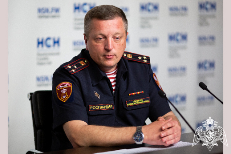 Начальник Управления вневедомственной охраны Росгвардии по Московской области полковник полиции Алексей Коротков в пресс-центре информационного агентства «Национальная Служба Новостей» провёл брифинг 