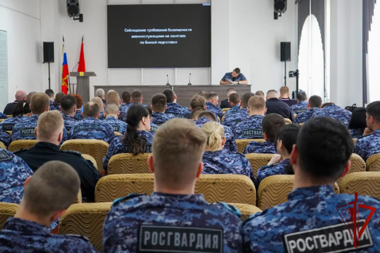 В подмосковном главке Росгвардии стартовал летний период обучения
