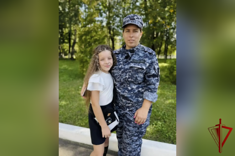 В День семьи, любви и верности героями рубрики «Знай наших» стали сотрудники Каширского отдела вневедомственной охраны 