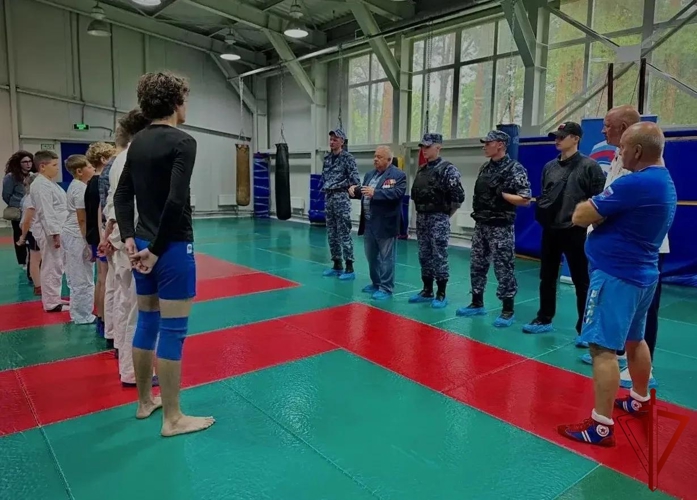 Росгвардейцы провели открытую тренировку по рукопашному бою в Подмосковье