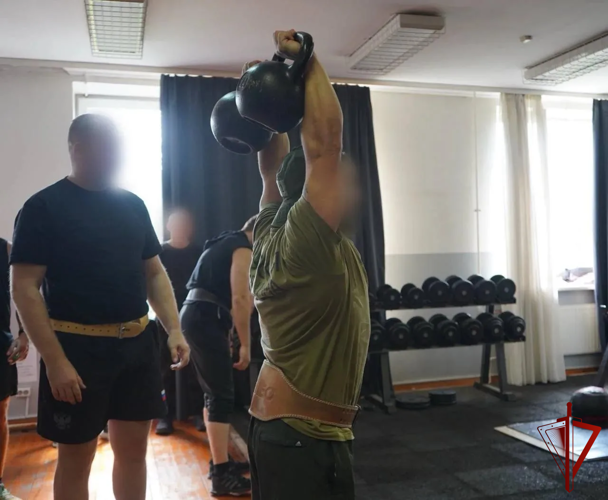 В подмосковном главке Росгвардии состоялся чемпионат по гиревому спорту