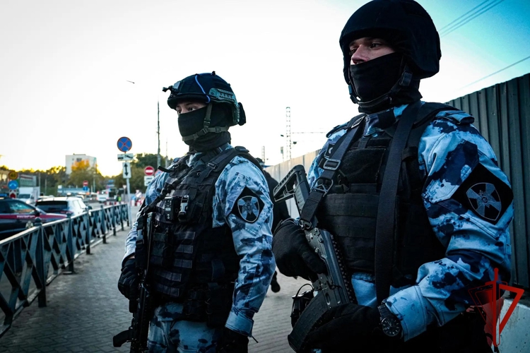 Росгвардейцы обеспечили правопорядок во время футбольного матча в Подмосковье (видео)