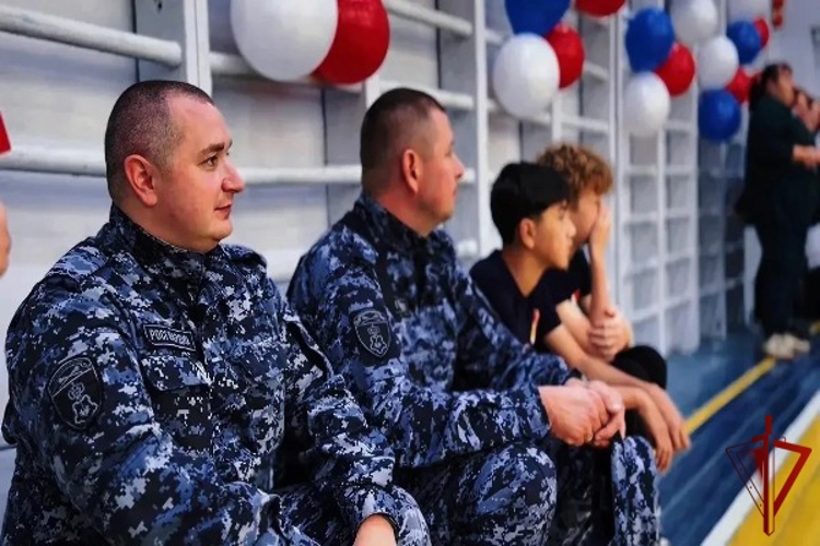 Росгвардейцы организовали спортивный праздник для кадетов в Подмосковье (видео)